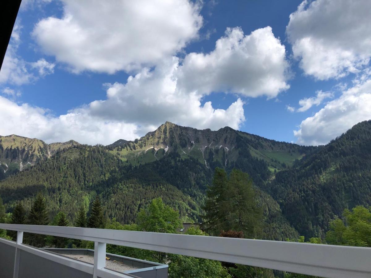 Walli Laterns - Ski Und Bergvergnuegen Direkt Vor Der Haustuer Extérieur photo